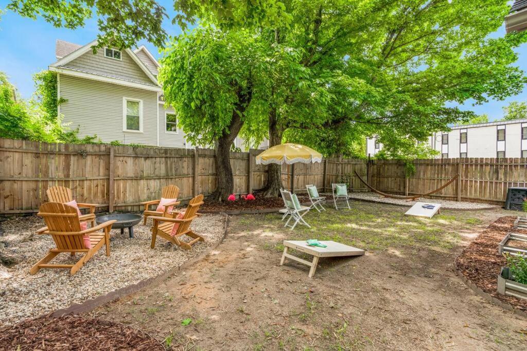 Bright + New - Fire Pit - Hammock - 3 Bd Villa Raleigh Dış mekan fotoğraf
